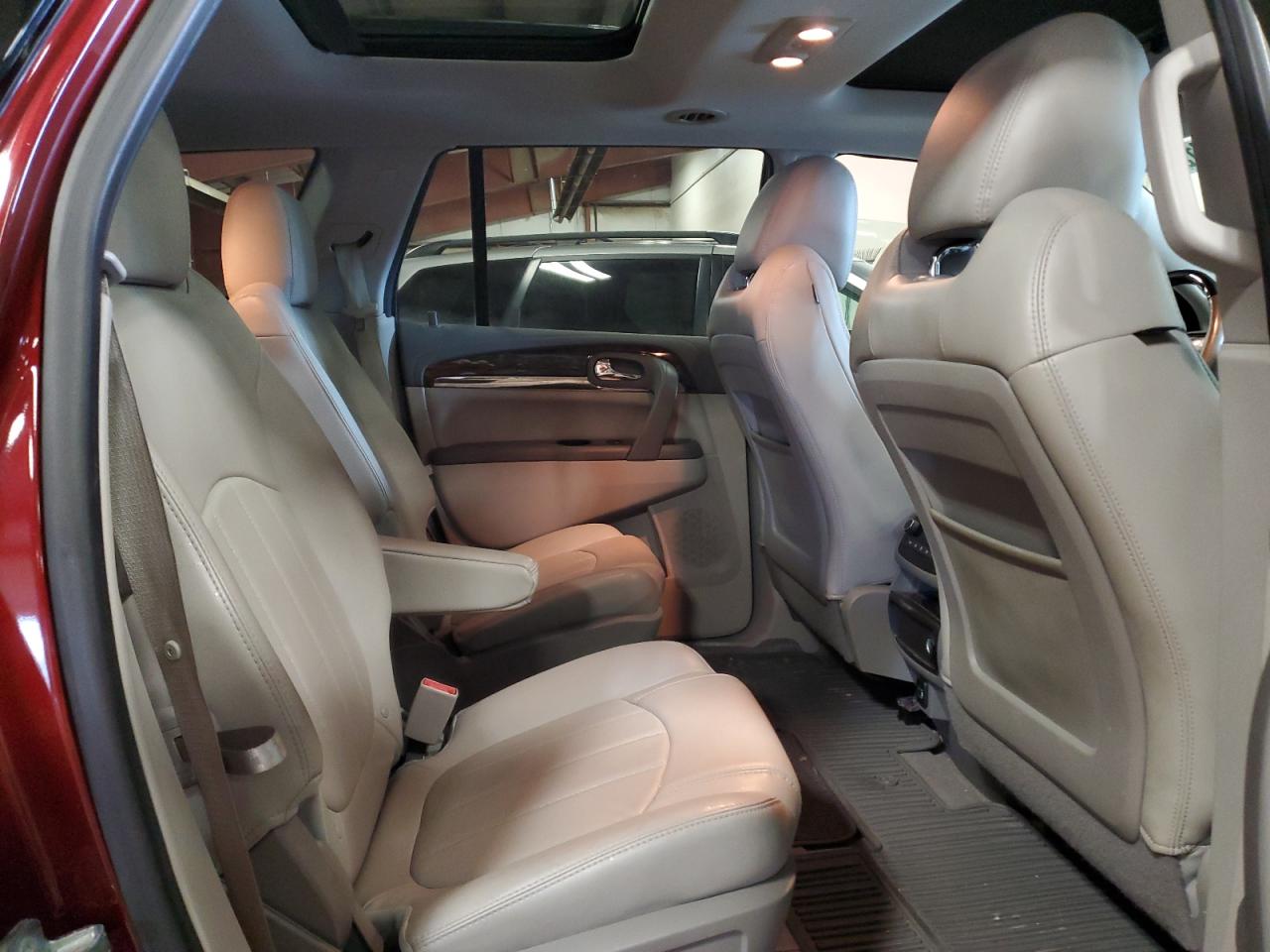 2017 Buick Enclave - Image 11