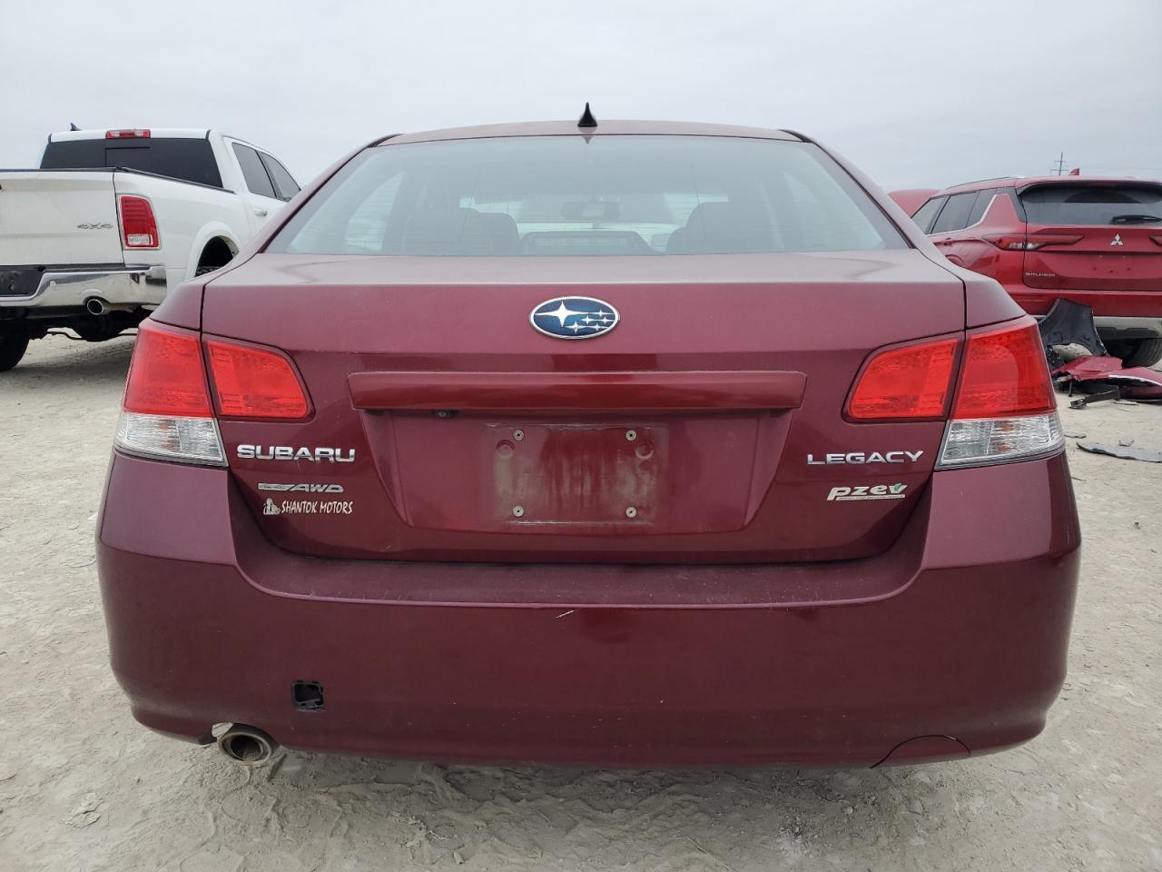 2011 Subaru Legacy 2.5I Limited VIN: 4S3BMBL60B3235623 Lot: 42823195