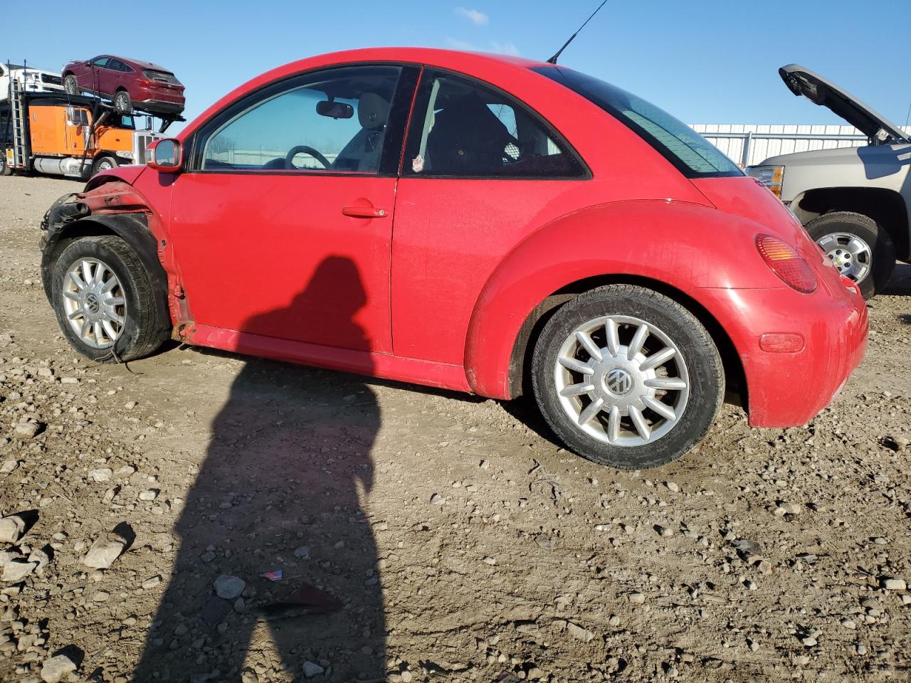 2004 Volkswagen Beetle - Image 2