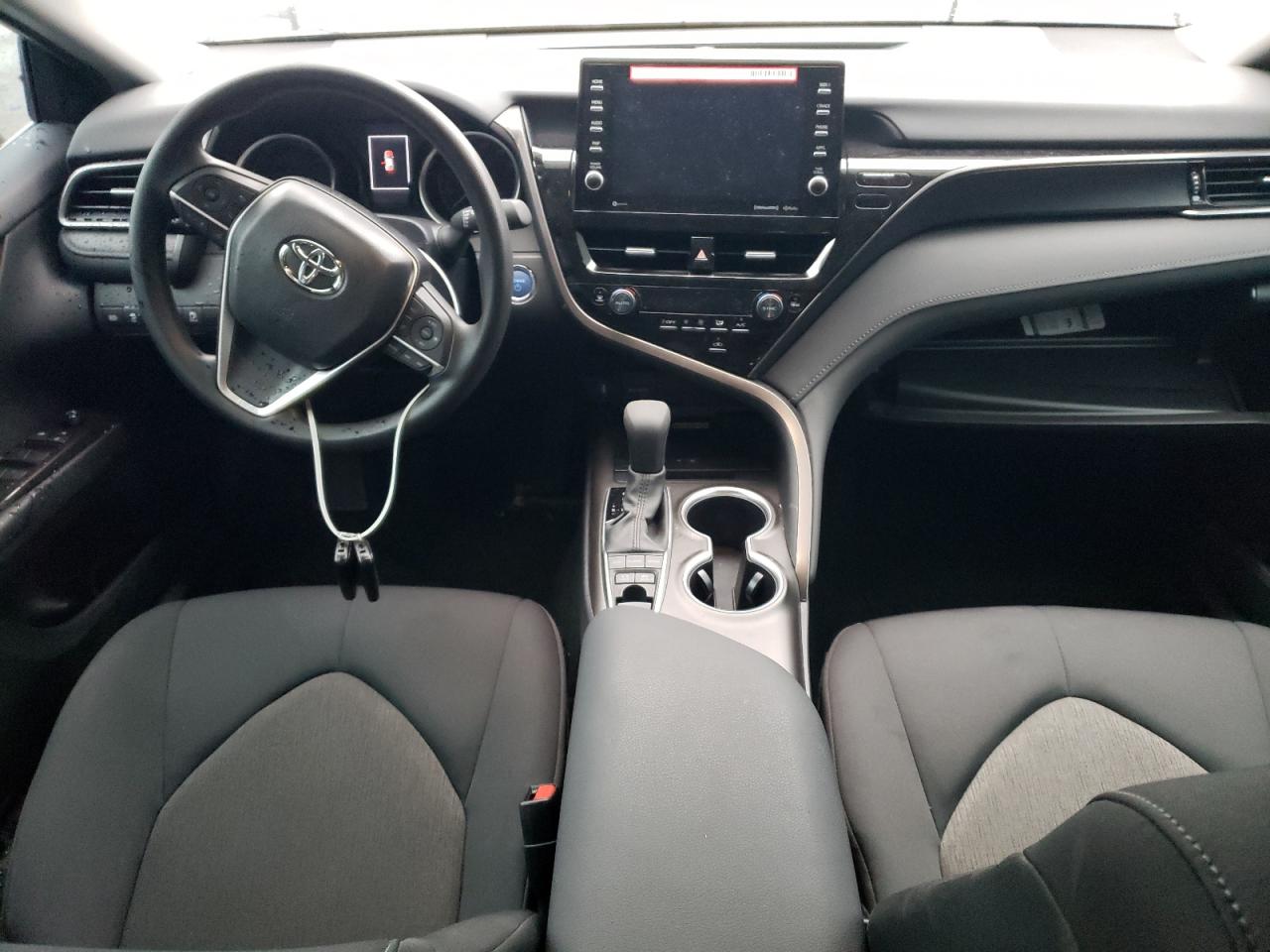 2024 Toyota Camry - Image 8