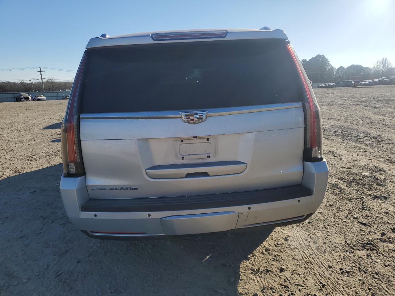 2016 Cadillac Escalade - Image 6