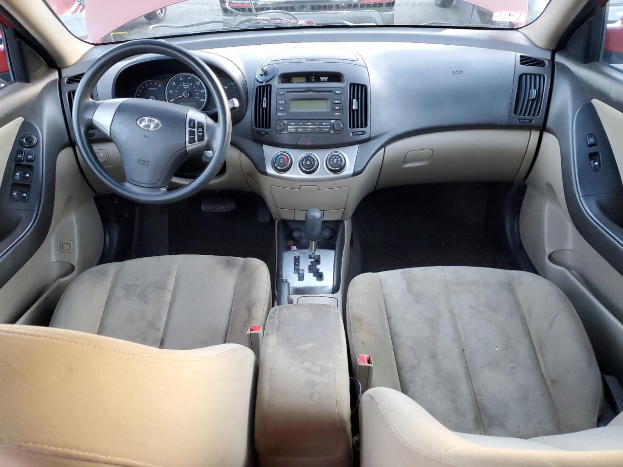 2010 Hyundai Elantra - Image 8