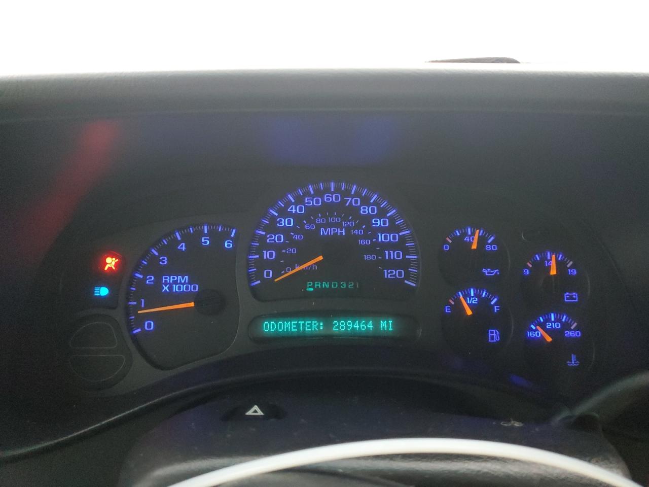 2004 Chevrolet Suburban K1500 VIN: 3GNFK16Z64G108020 Lot: 43132865