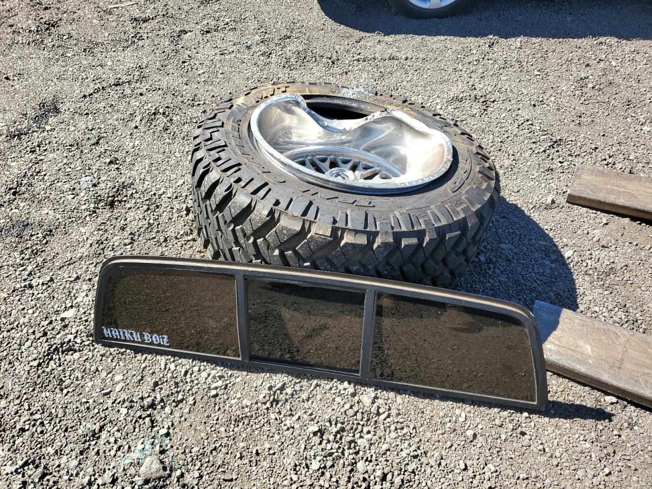 2004 Toyota Tacoma - Image 13