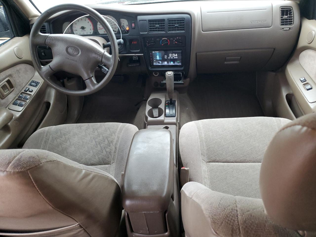 2002 Toyota Tacoma - Image 8