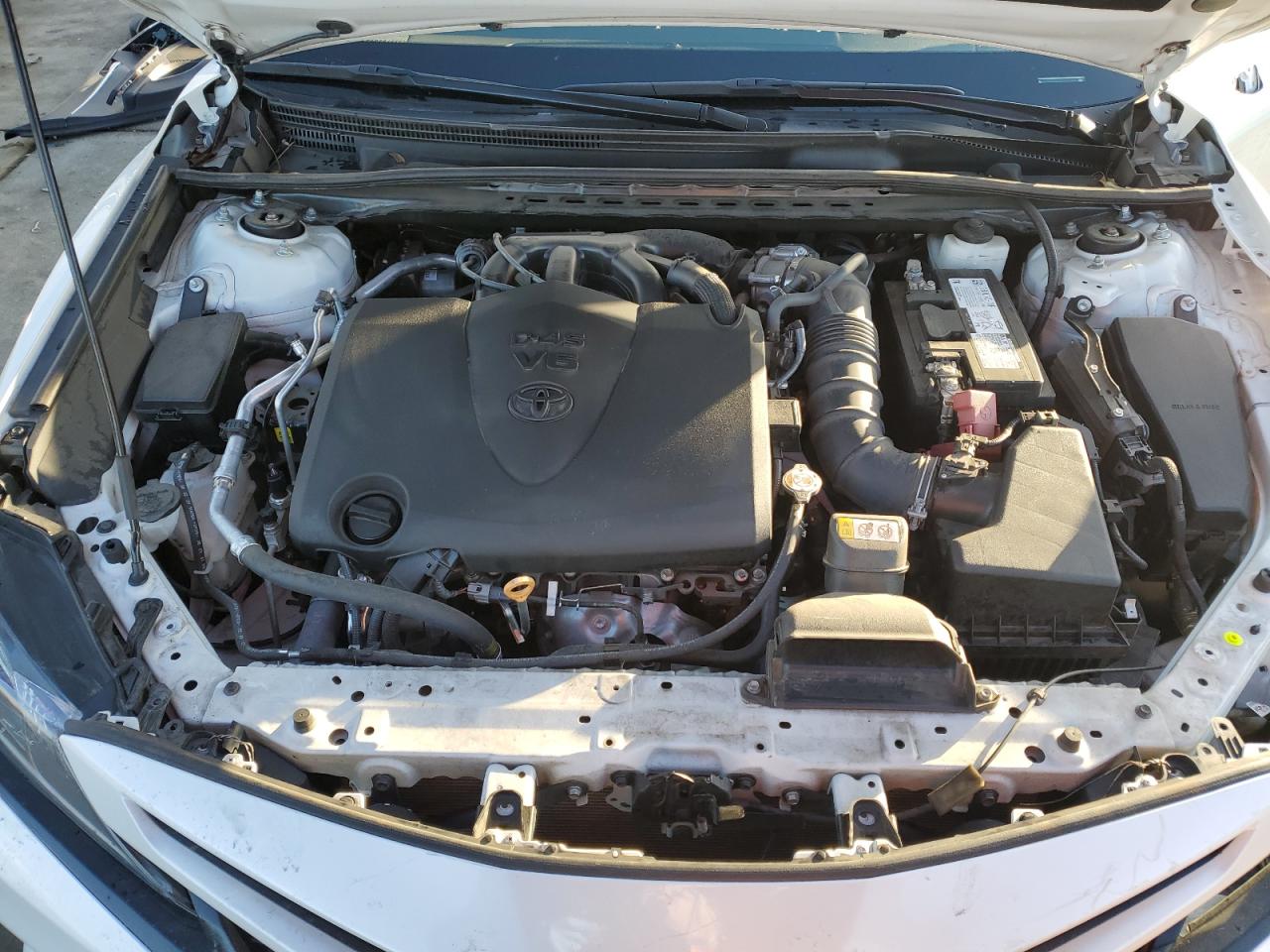 2022 Toyota Camry - Image 11