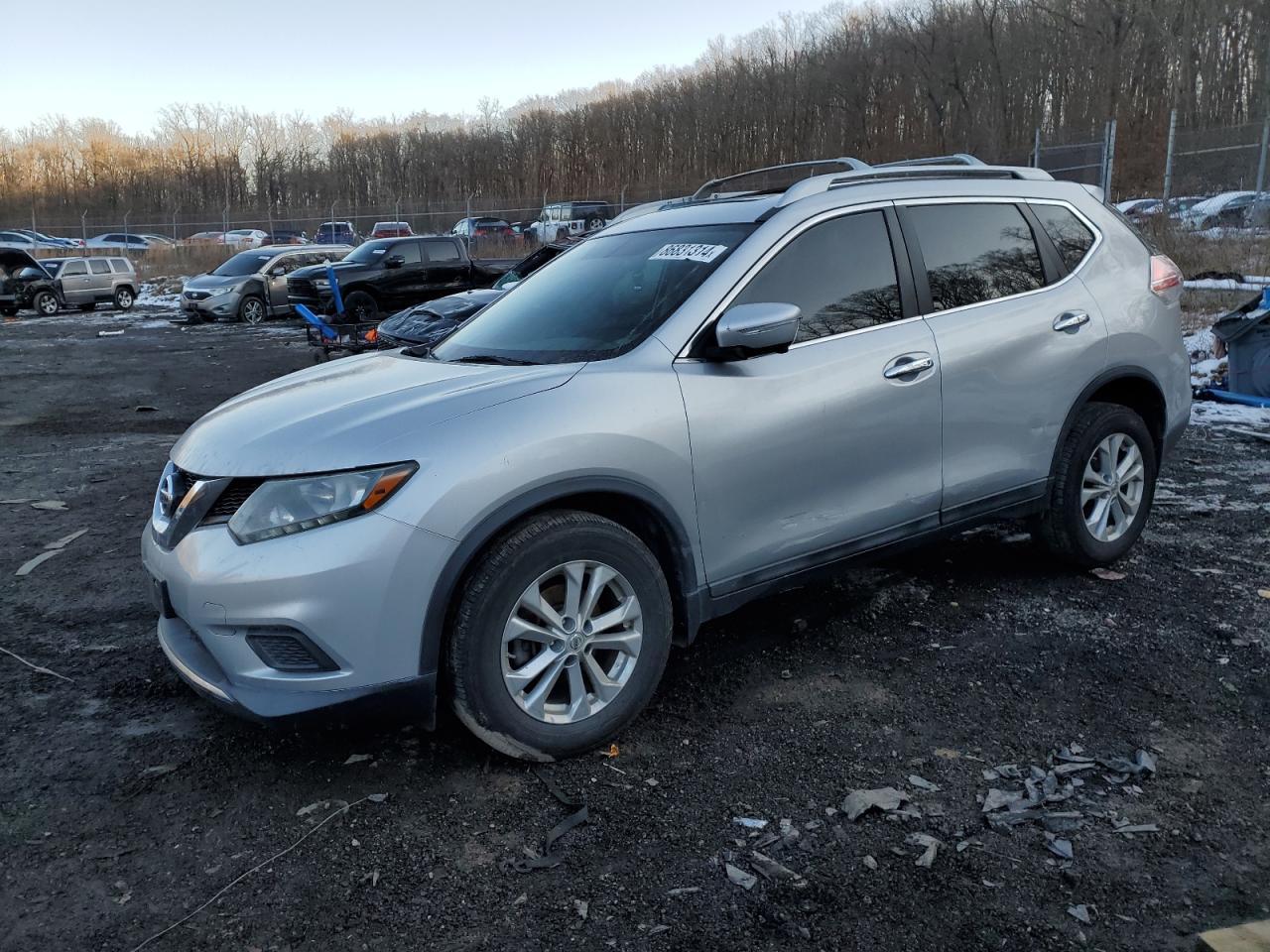 2015 Nissan Rogue - Image 1