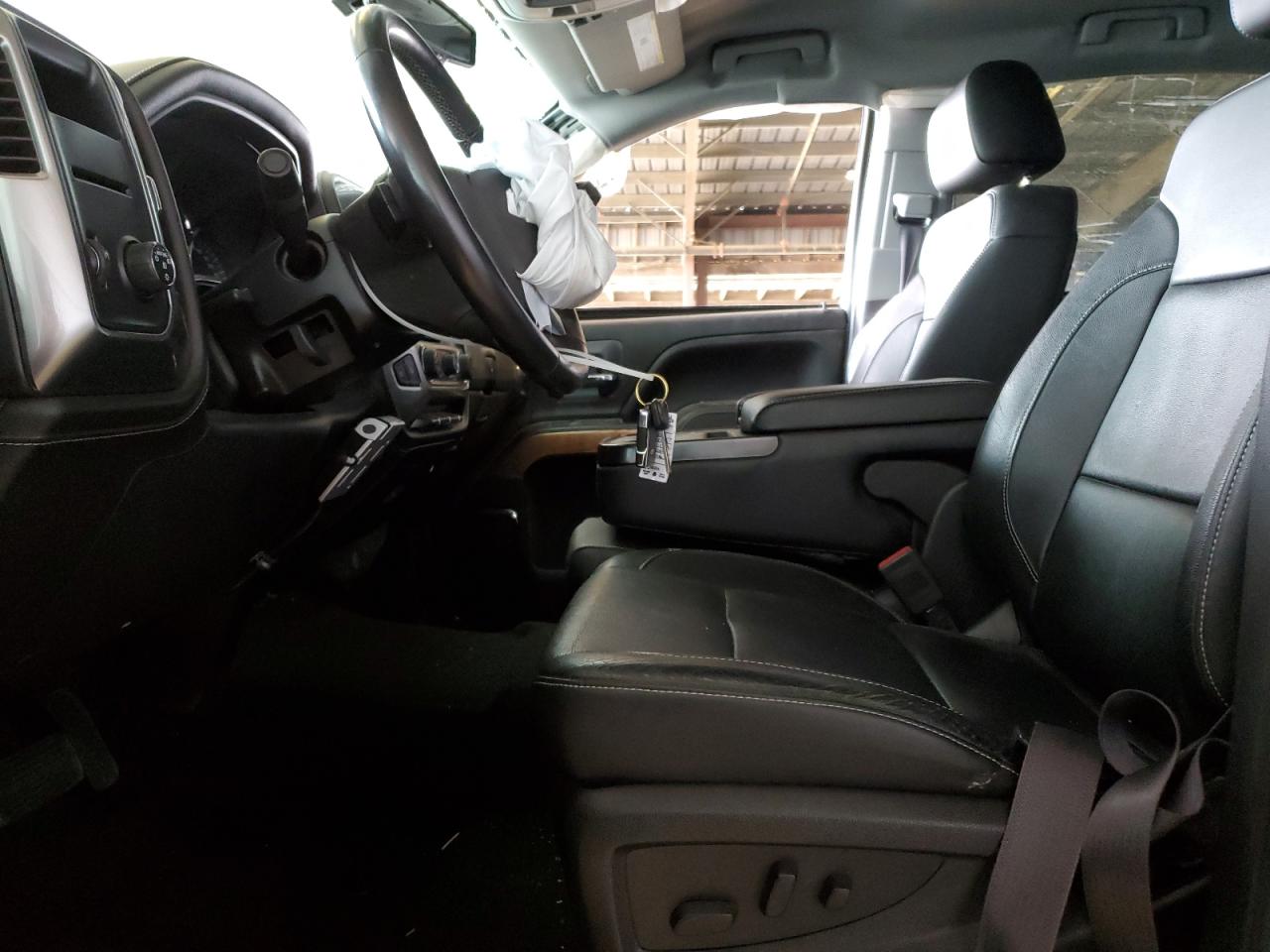 2016 Chevrolet Silverado - Image 7
