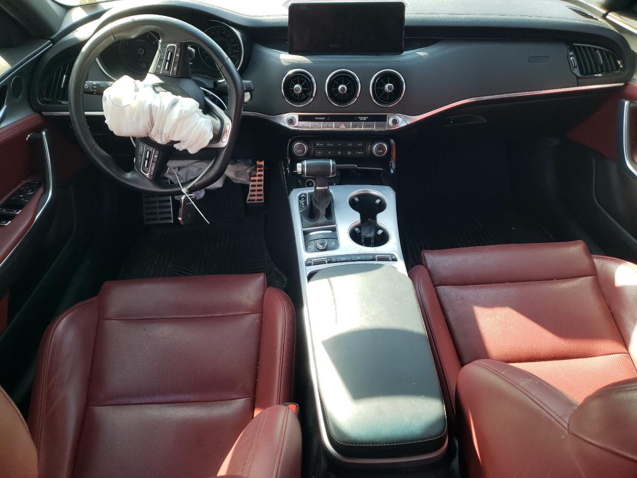 2022 Kia Stinger - Image 8