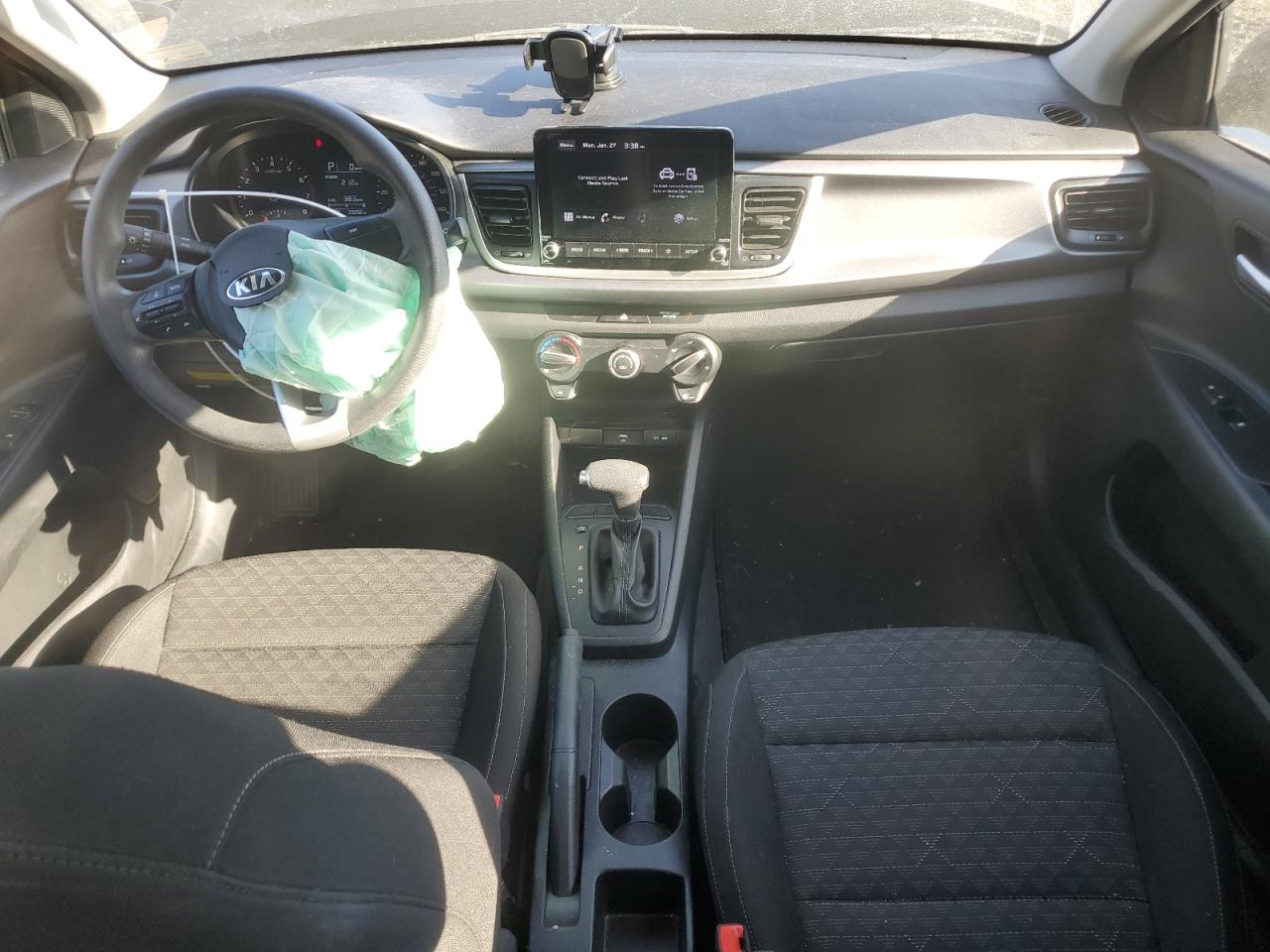 2021 Kia Rio - Image 8