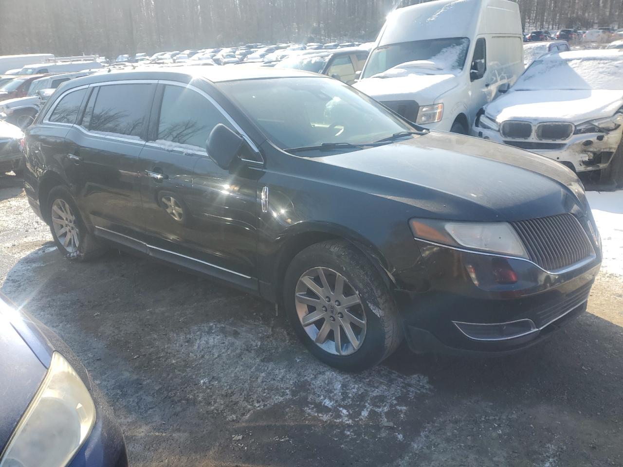 VIN 2LMHJ5NK8DBL56871 2013 LINCOLN MKT no.4