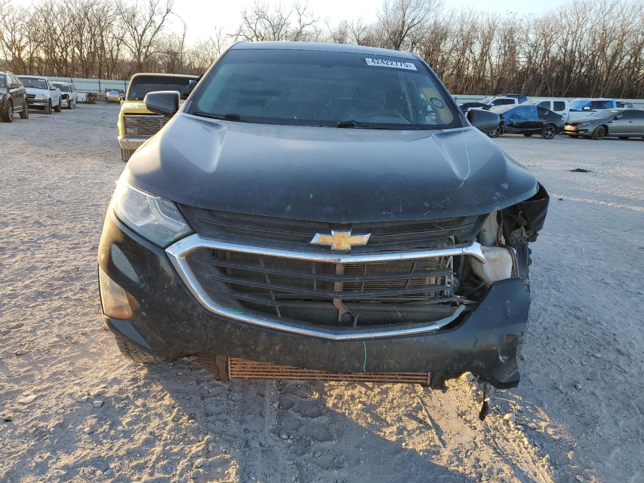2GNAXJEV6J6218163 CHEVROLET EQUINOX 2018
