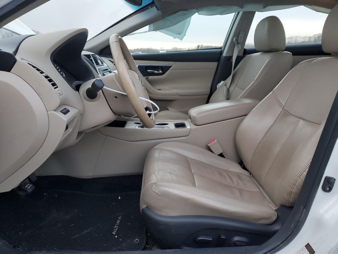 2016 Nissan Altima - Image 7