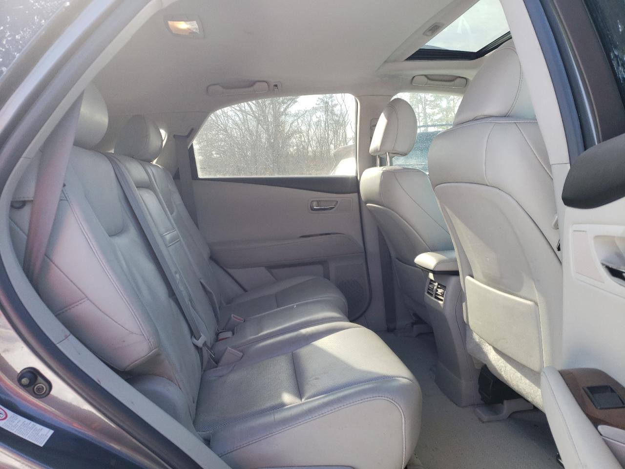 2012 Lexus RX - Image 11