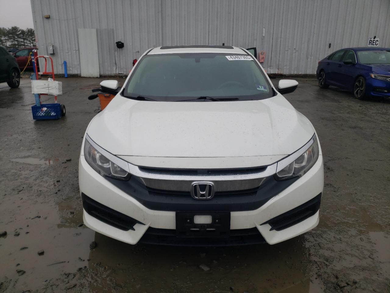2HGFC2F76HH555030 HONDA CIVIC 2017