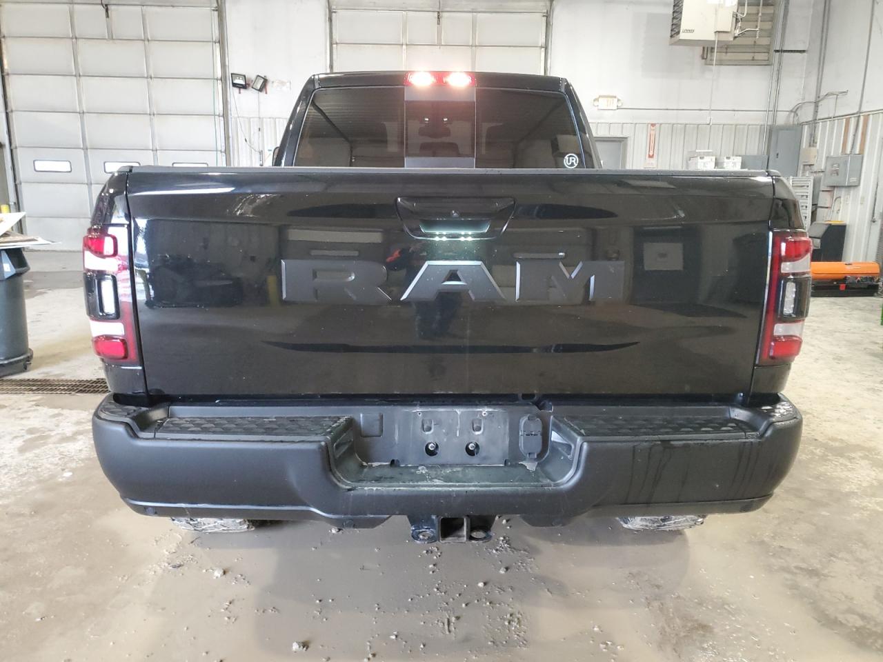 2022 RAM 2500 - Image 6