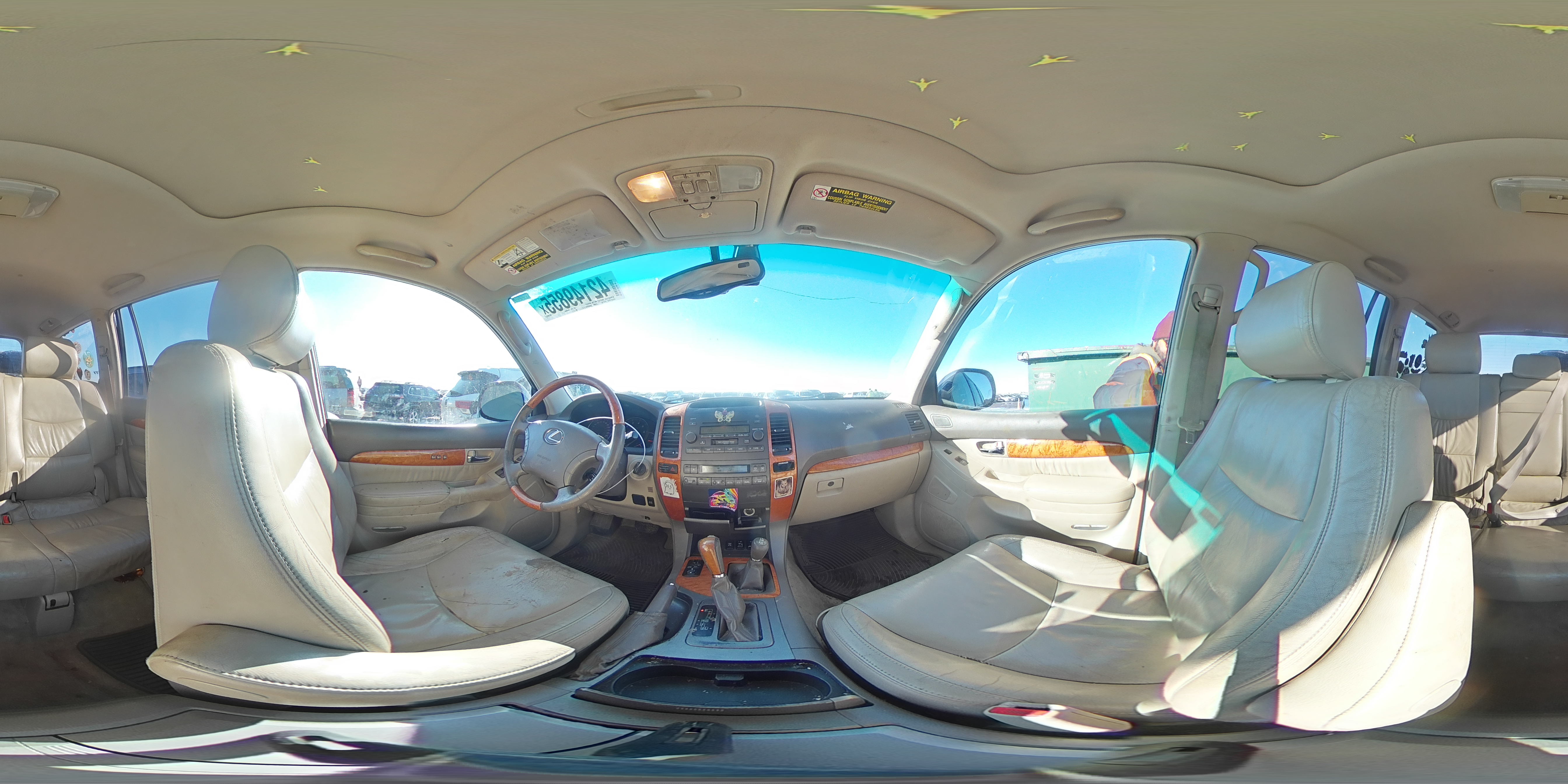 2005 Lexus GX - Image 13