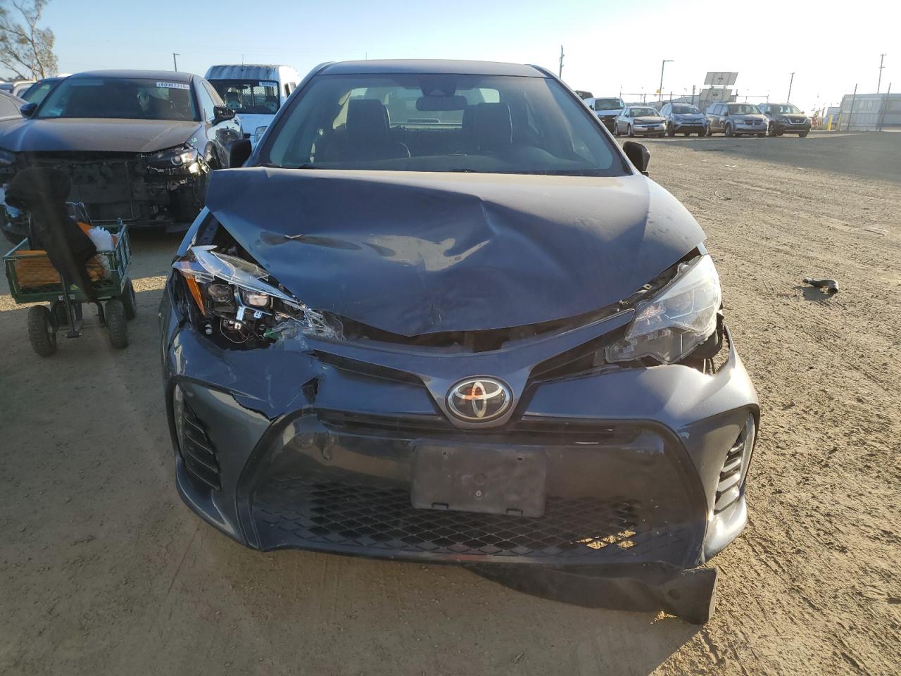 2T1BURHE8JC995135 TOYOTA COROLLA 2018