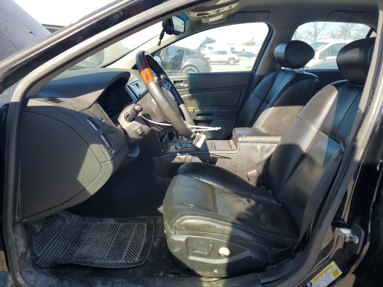 2008 Cadillac STS - Image 7