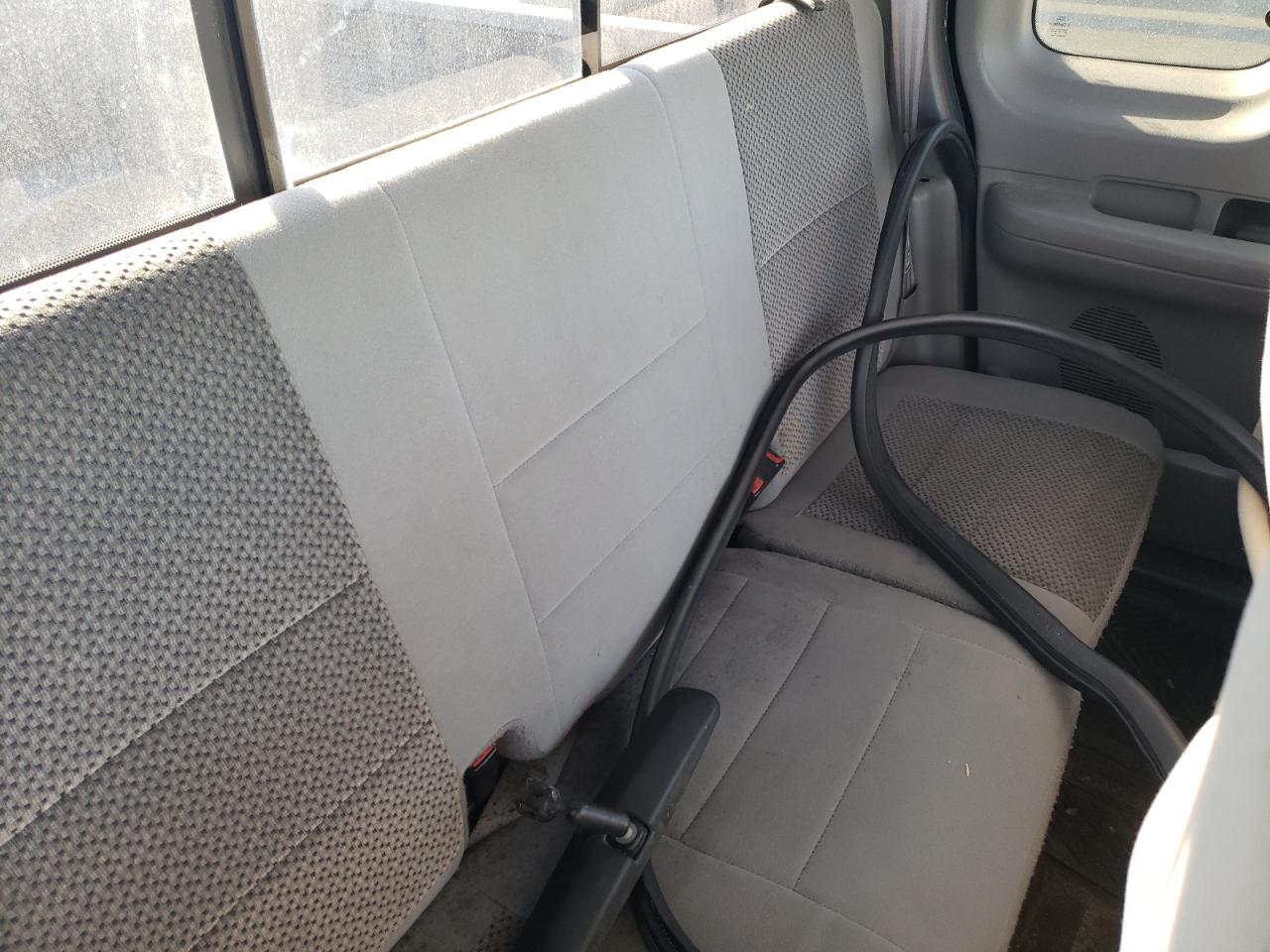 2003 Ford F-150 - Image 10