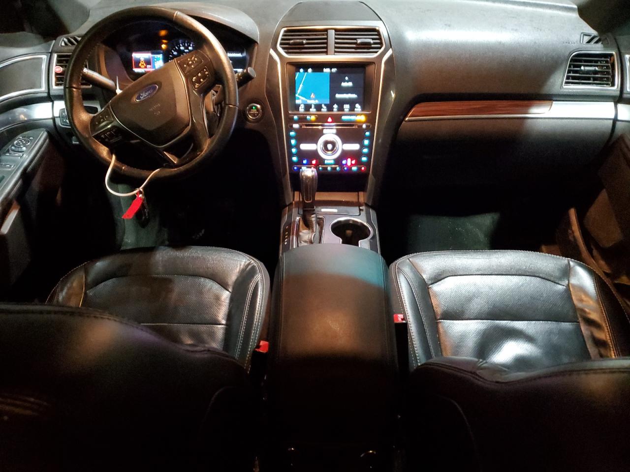 2017 Ford Explorer - Image 8
