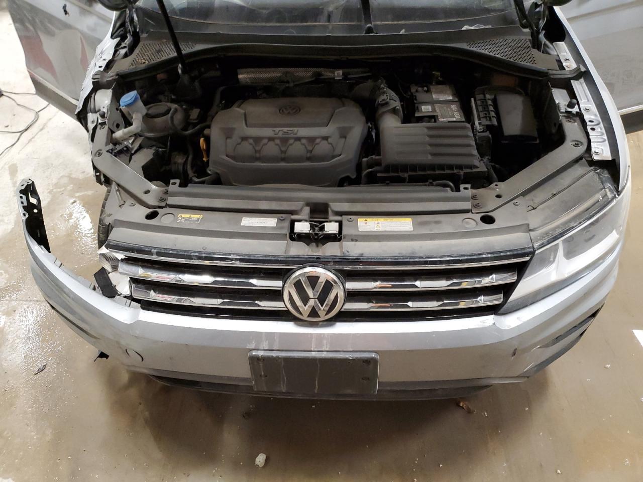 2021 Volkswagen Tiguan - Image 12