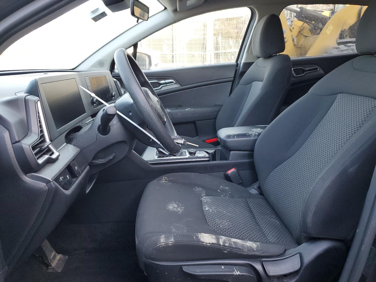 2023 Kia Sportage - Image 7