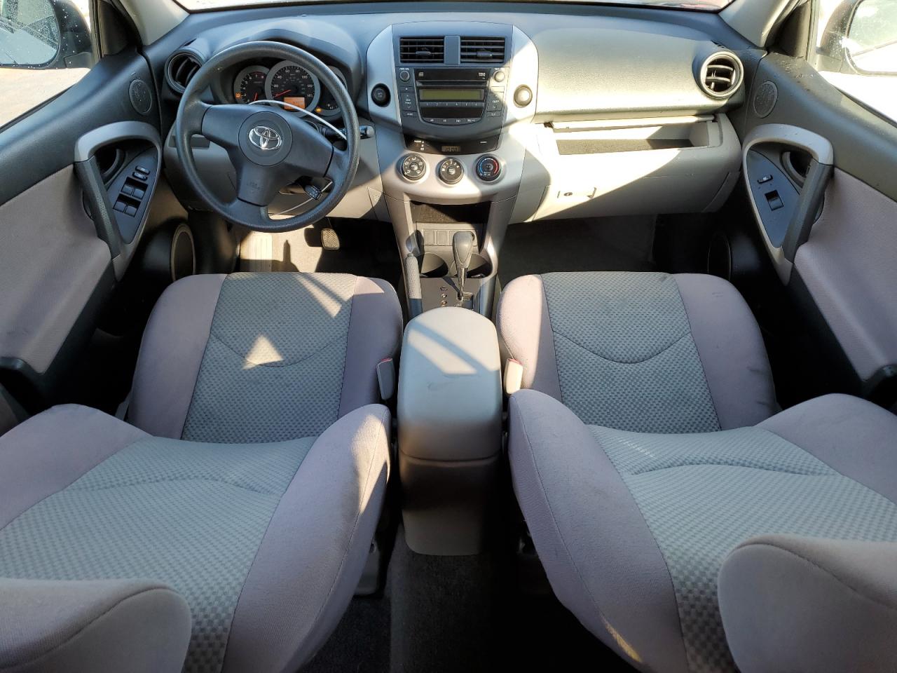 2006 Toyota RAV 4 - Image 8