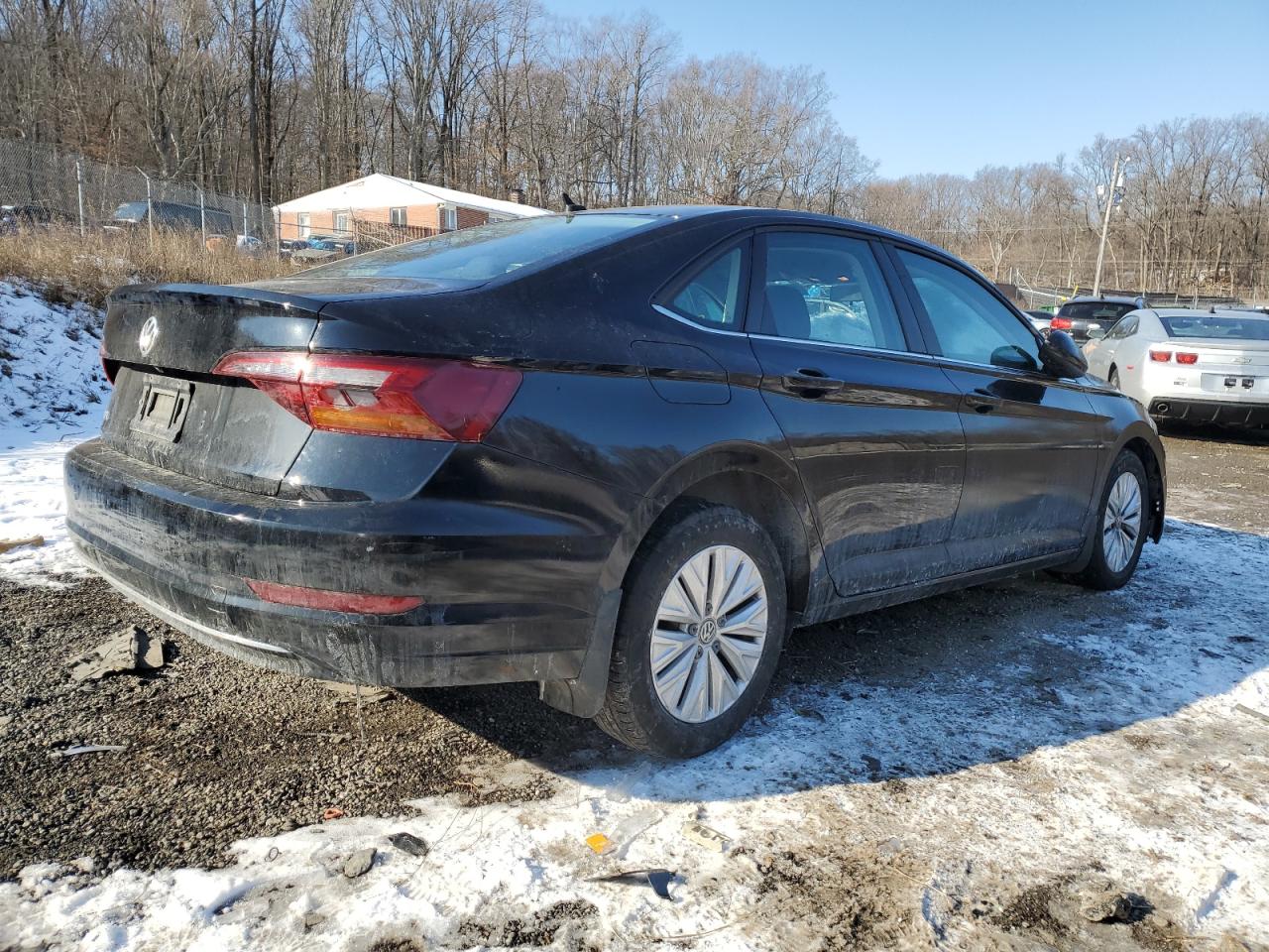 2019 Volkswagen Jetta - Image 3