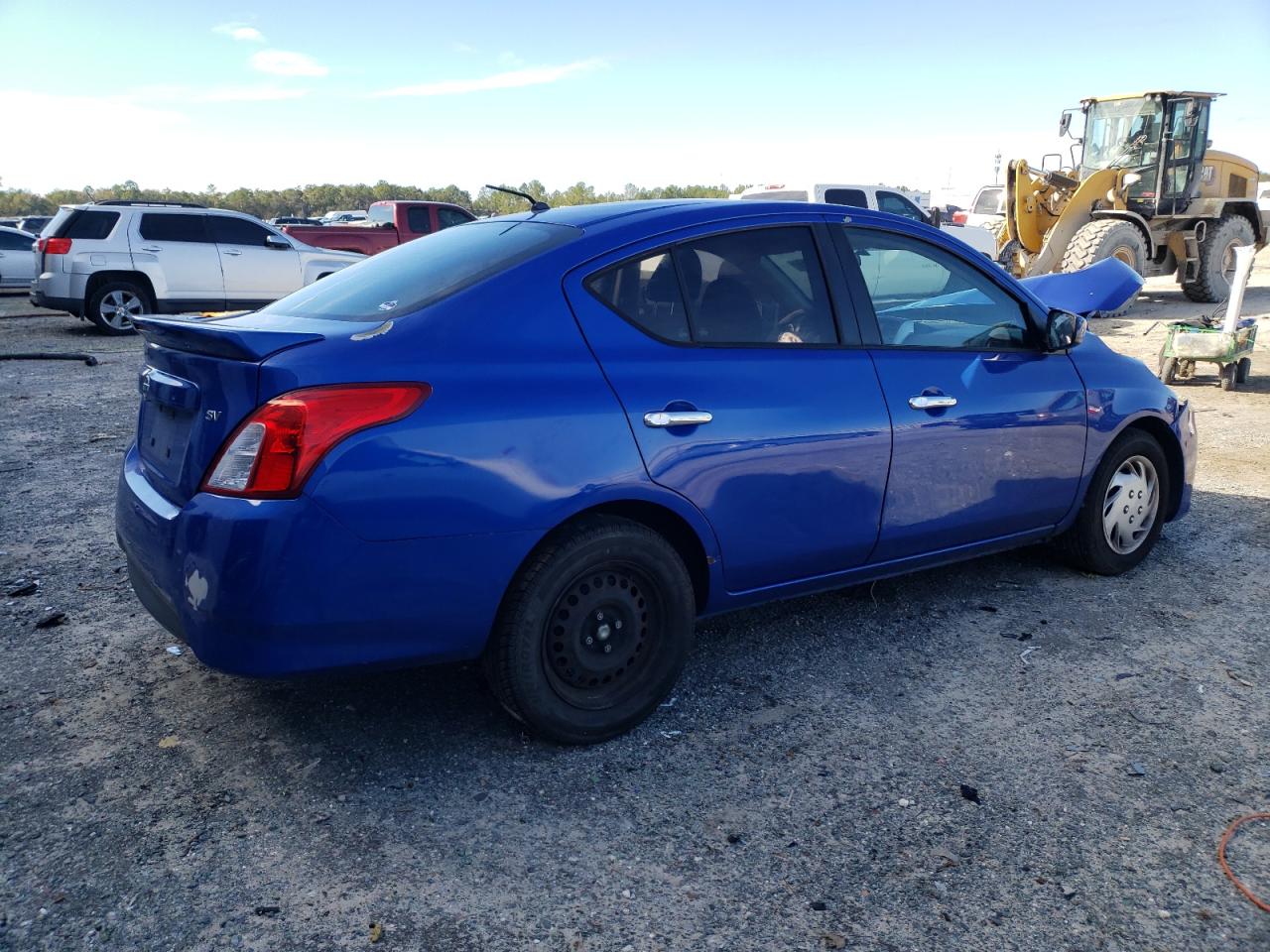 2017 Nissan Versa - Image 3