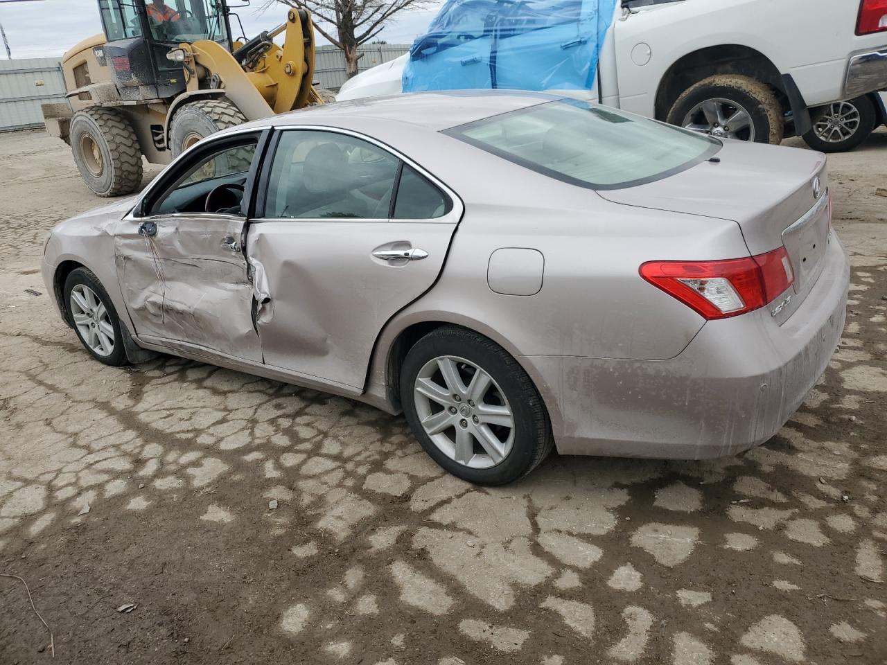2009 Lexus ES - Image 2