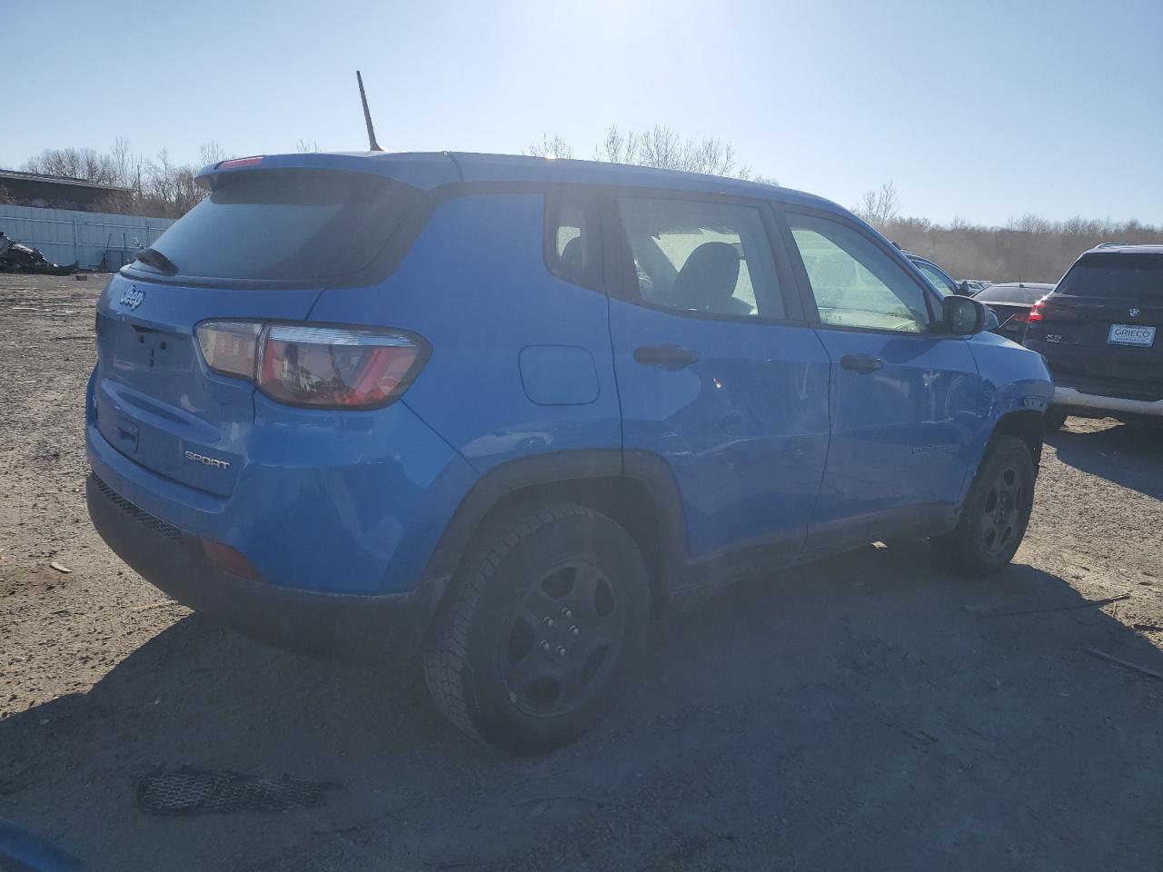 2018 Jeep Compass - Image 3
