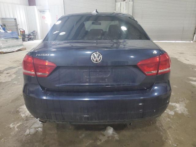 Седани VOLKSWAGEN PASSAT 2013 Синій