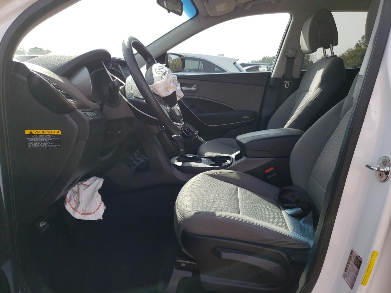 2018 Hyundai Santa Fe - Image 7