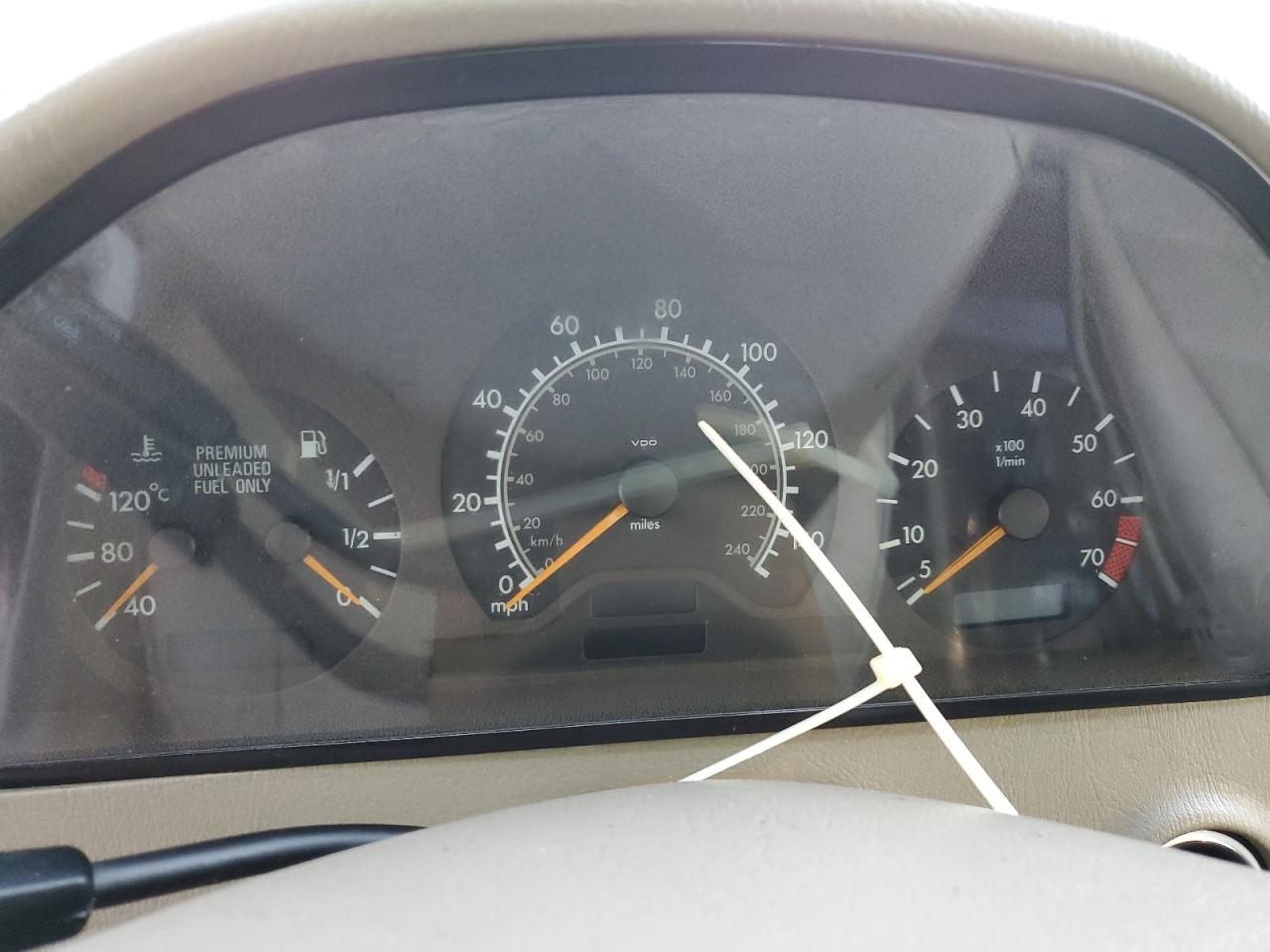 1998 Mercedes-Benz C 230 VIN: WDBHA23G1WA570692 Lot: 42593755