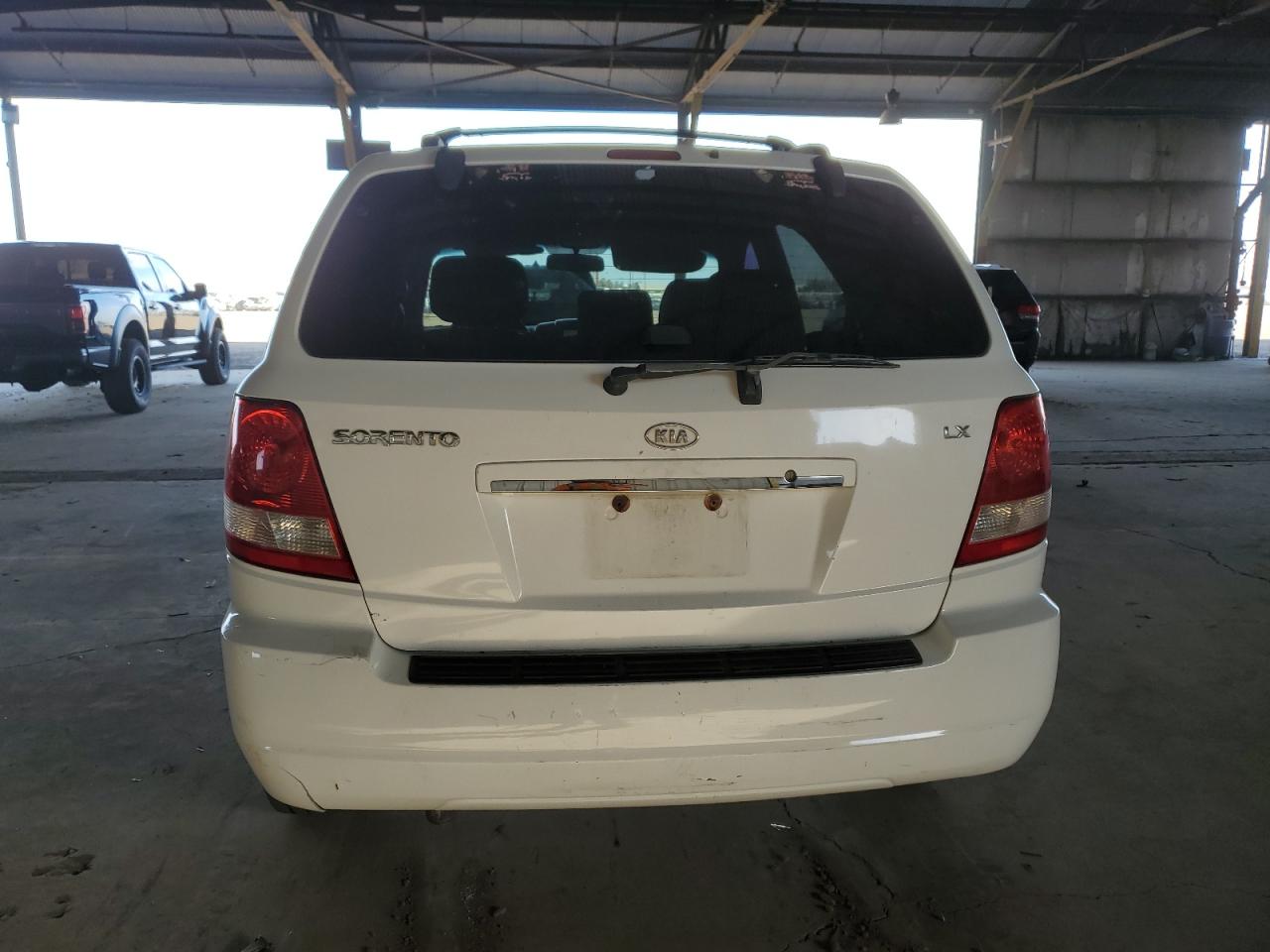 2005 Kia Sorento Ex VIN: KNDJD733355361868 Lot: 87849515