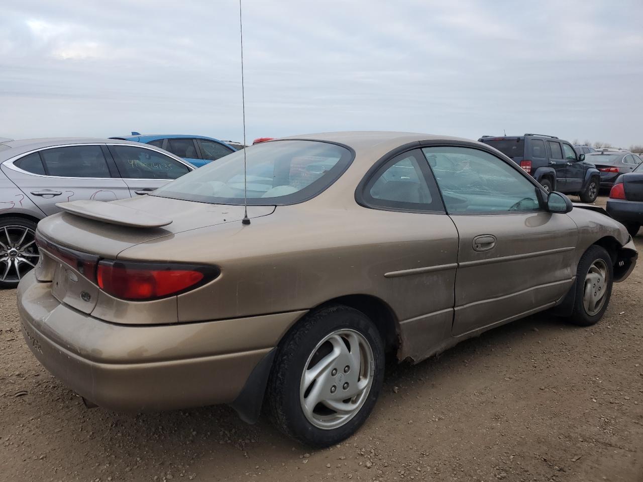 1998 Ford Escort - Image 3