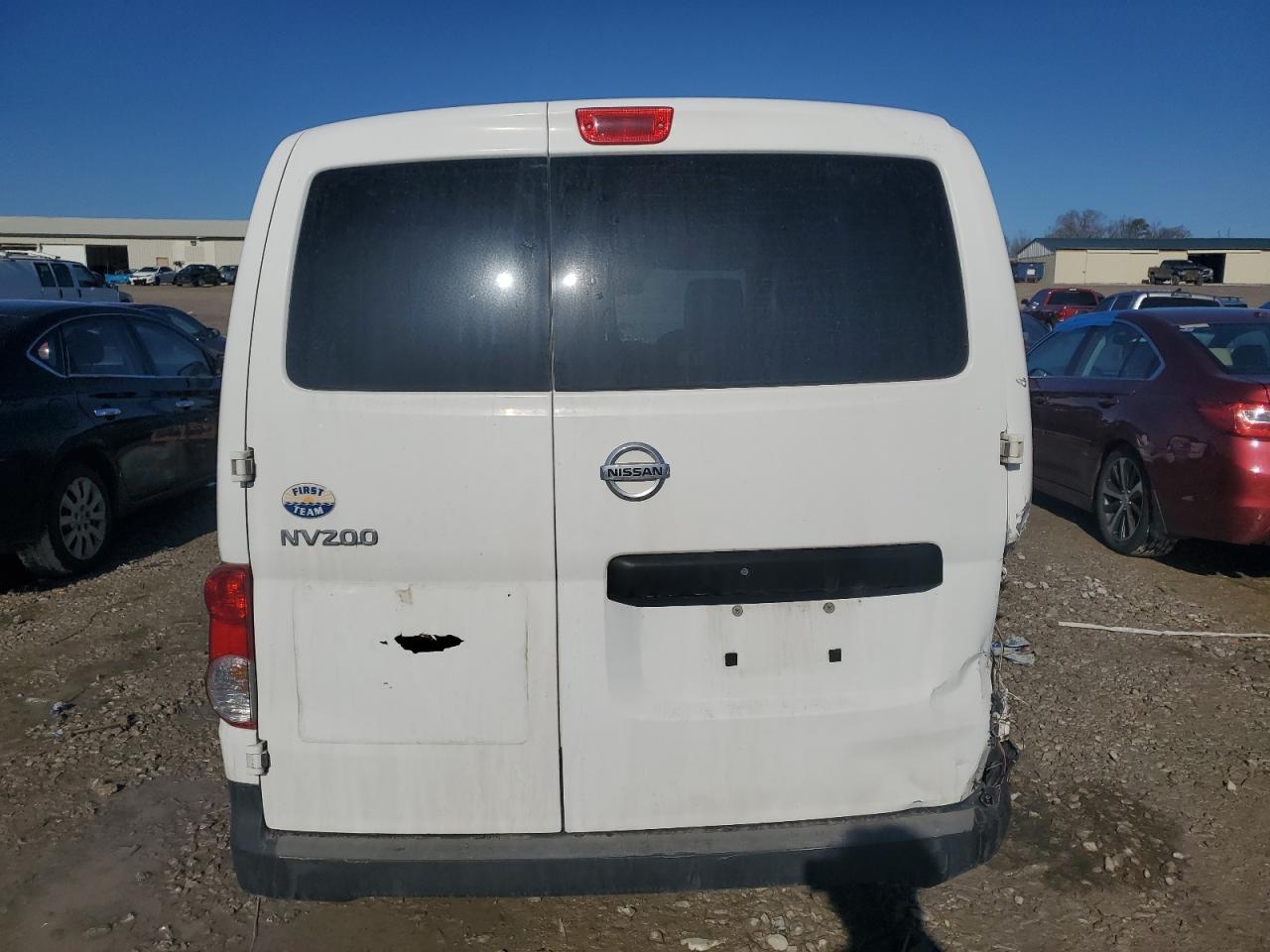 2017 Nissan NV - Image 6