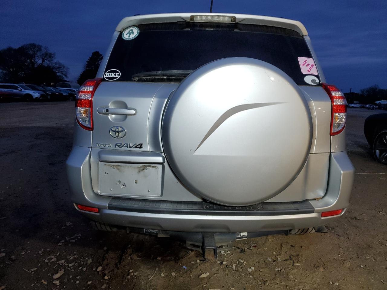 2010 Toyota RAV 4 - Image 6