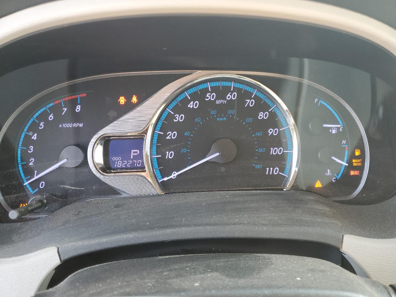 2012 Toyota Sienna - Image 9