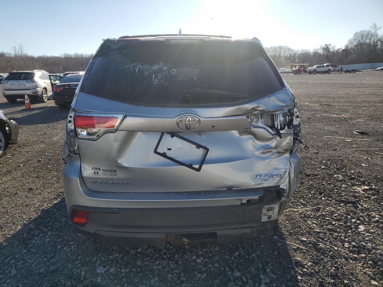 2015 Toyota Highlander - Image 6