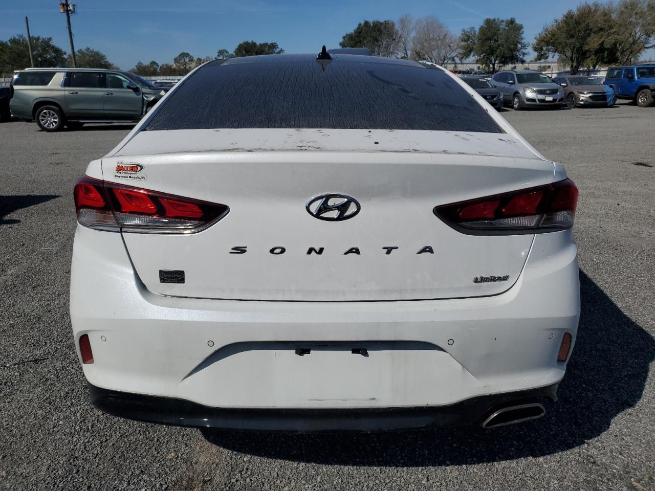 2018 Hyundai Sonata - Image 6