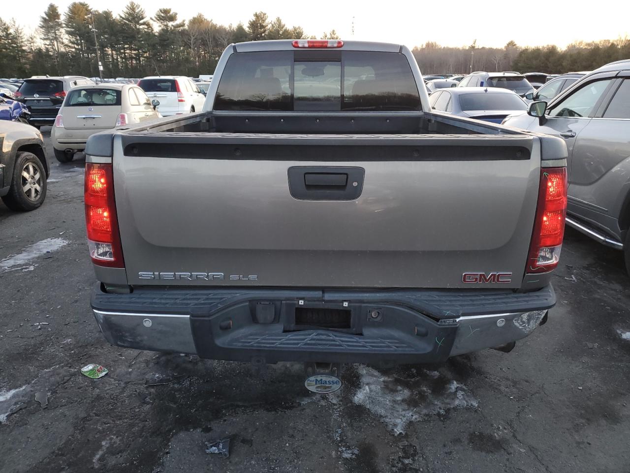 2013 GMC Sierra - Image 6