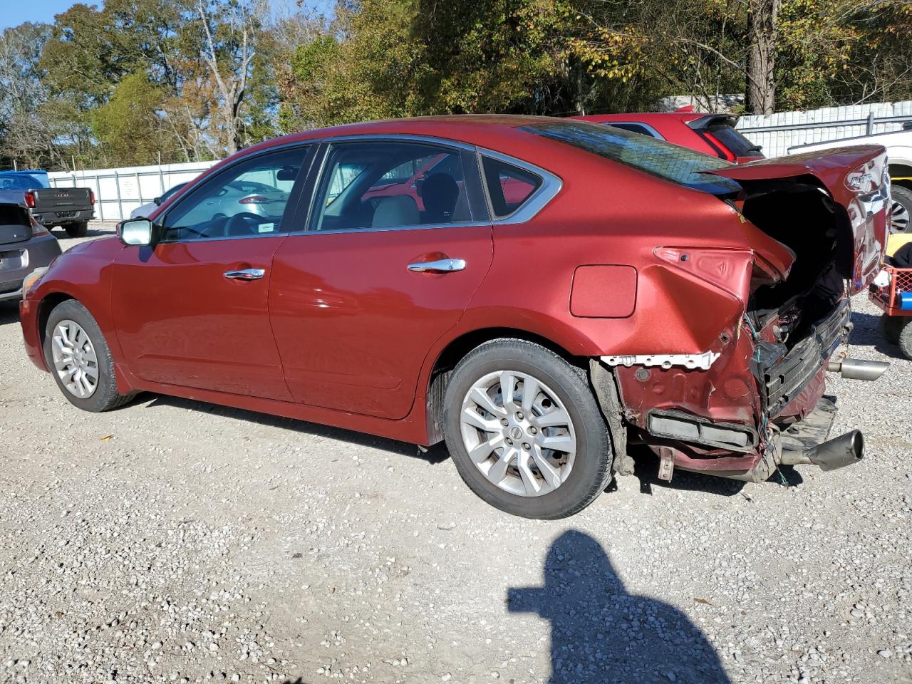 2015 Nissan Altima - Image 2