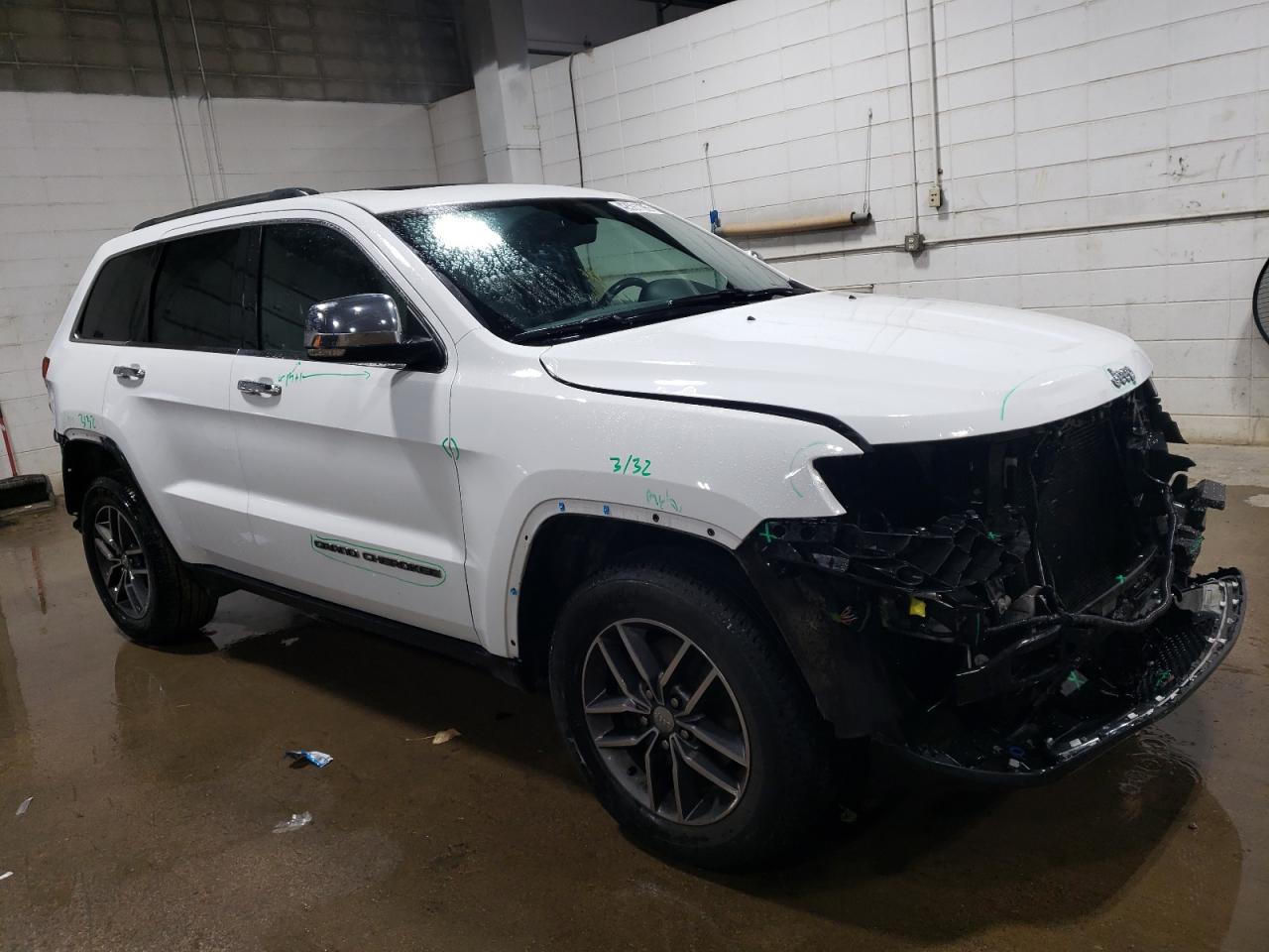 2017 Jeep Grand Cherokee - Image 4