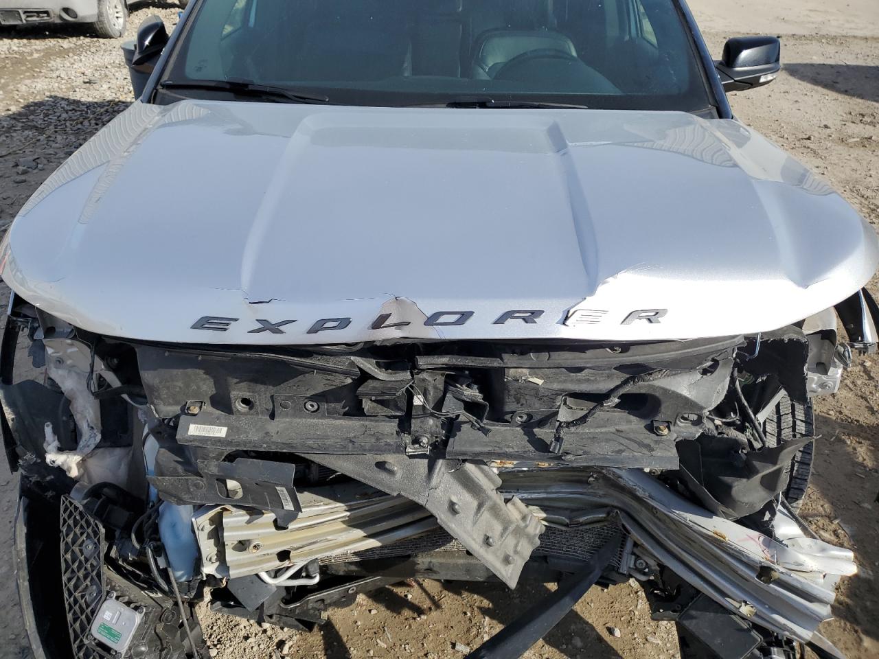 2018 Ford Explorer - Image 12