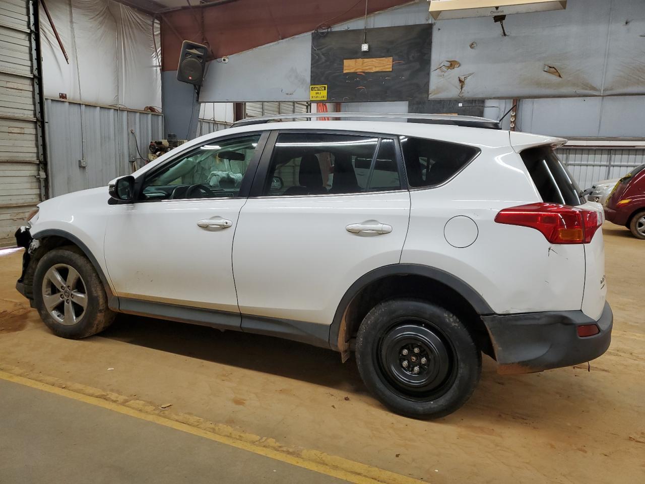 2015 Toyota RAV 4 - Image 2