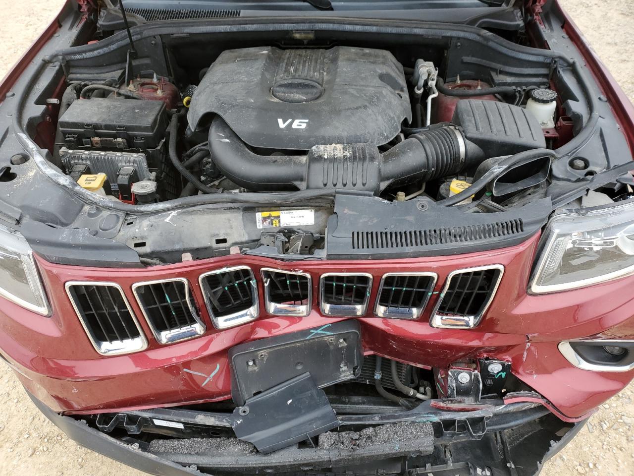 2015 Jeep Grand Cherokee - Image 11