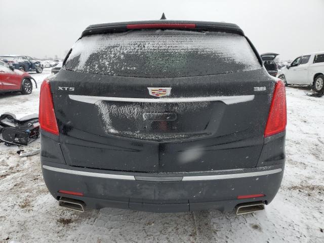  CADILLAC XT5 2018 Czarny