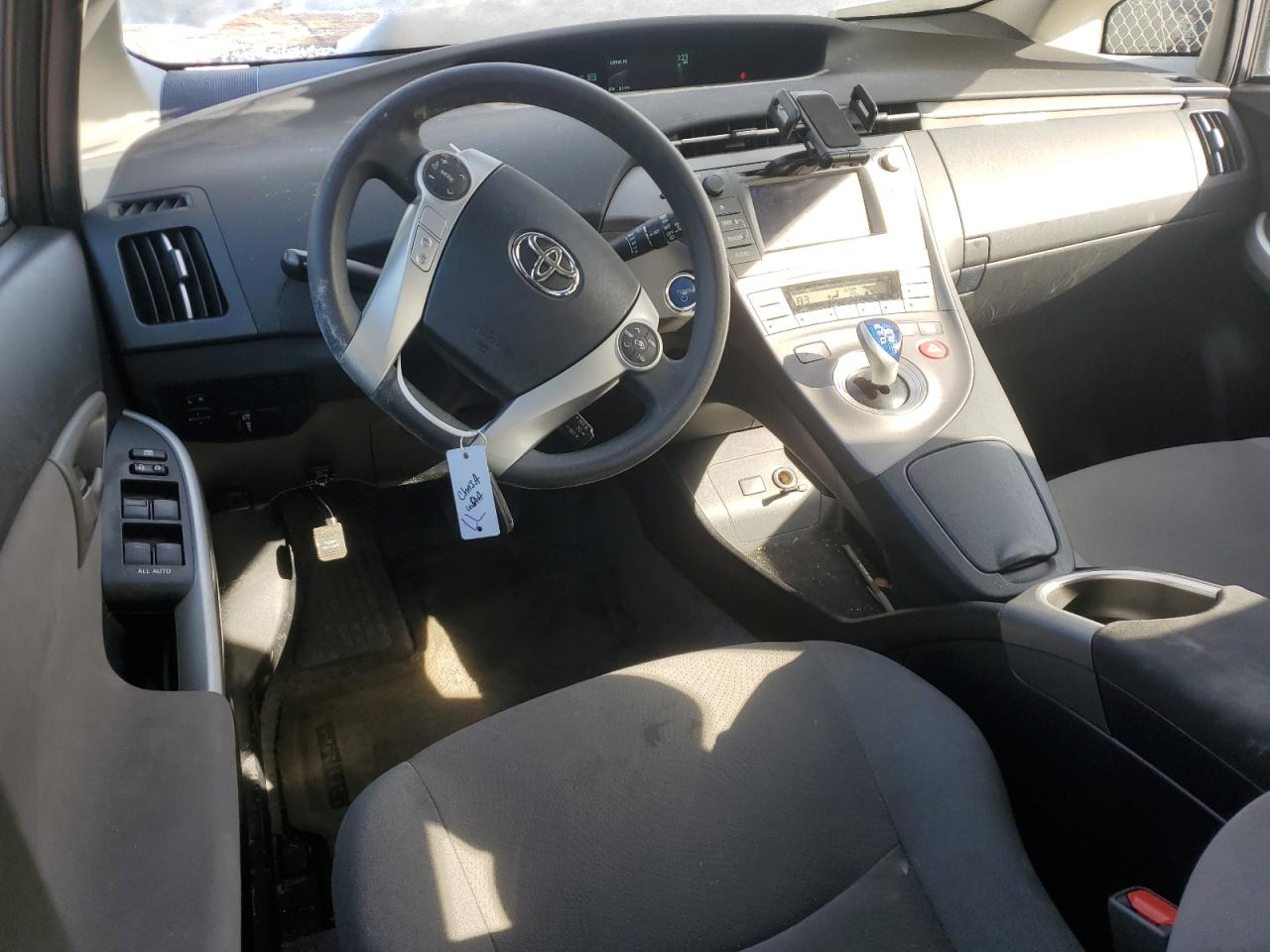 2014 Toyota Prius - Image 8